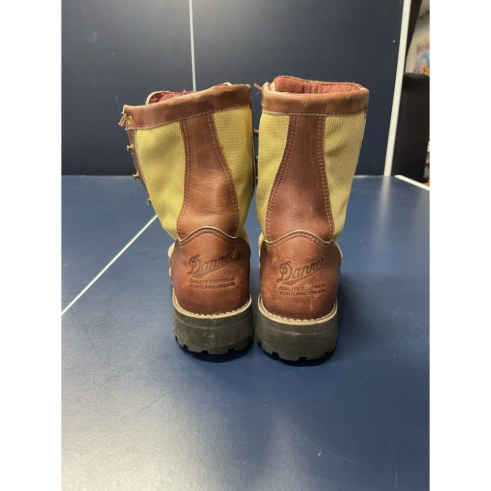 Vintage Danner 8168 Brown Hiking Boots Size 7D Made In USA Vibram Sole